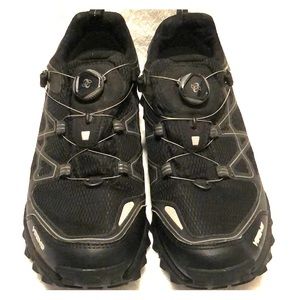 Viking hiking shoes